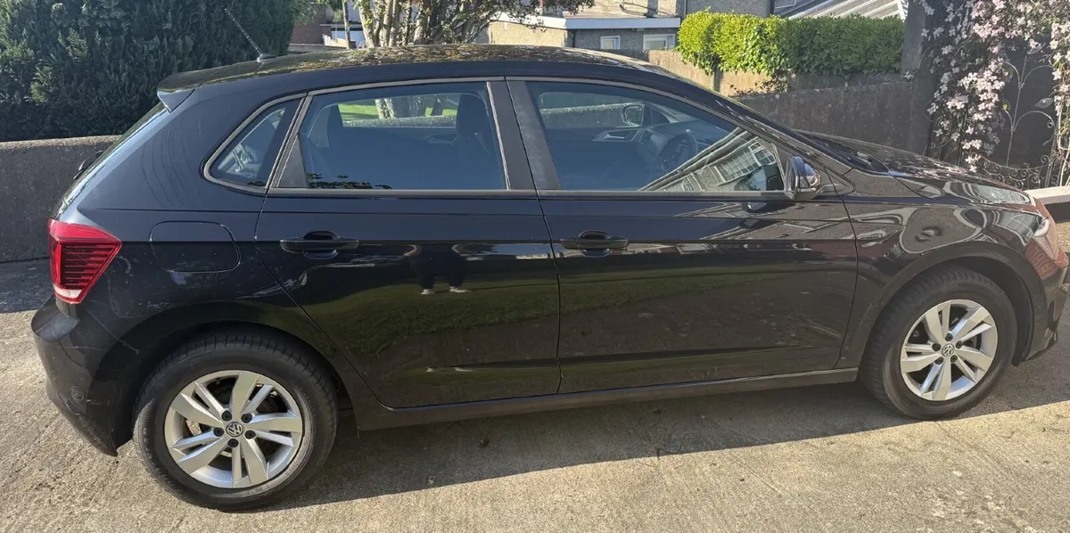 Volkswagen Polo Trendline 1.0 Manual 5-Speed 65HP - Image 3