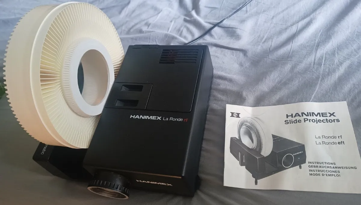 Hanimex Vintage Slide Projector - Image 2