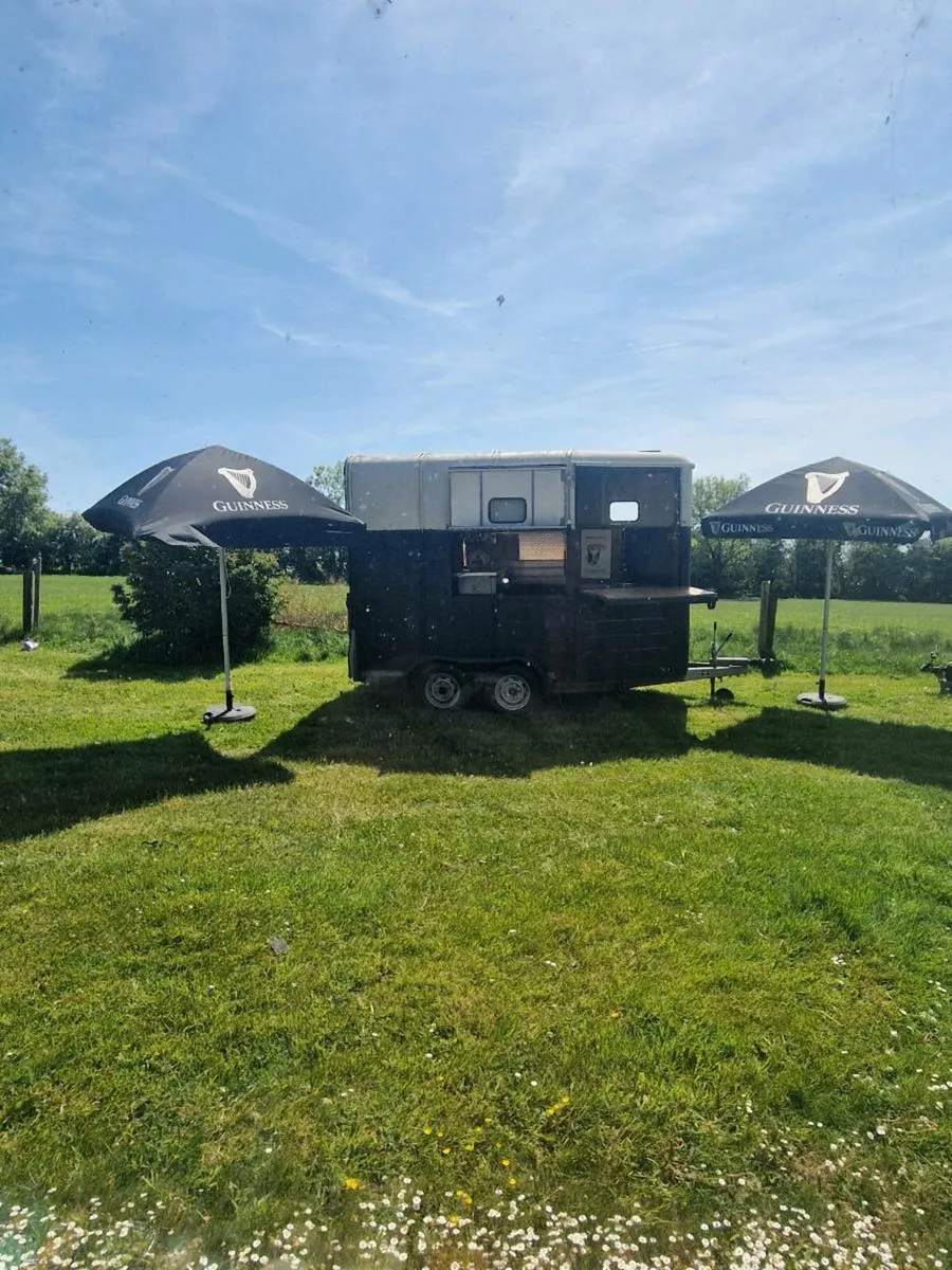 Horsebox bar for Hire - Image 2