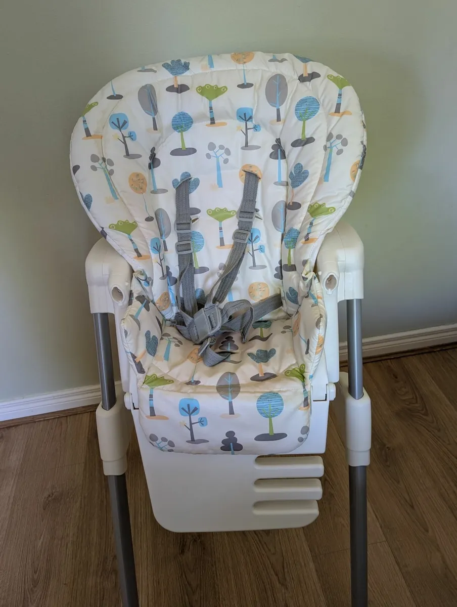 Joie Highchair and Dreambaby Booster seat - Image 4