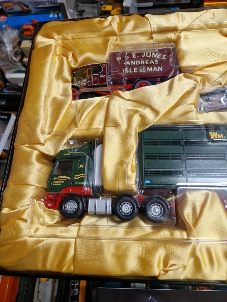 Corgi Foden Years Set - Image 4