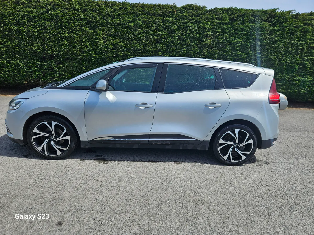 Renault Grand Scenic 2017 1.5 Dci 100 Signature - Image 2