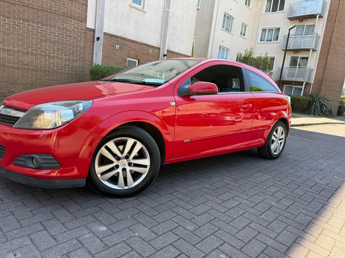 Astra GTC 10 new nct 02/26 tax 07/25 low mill - Image 4