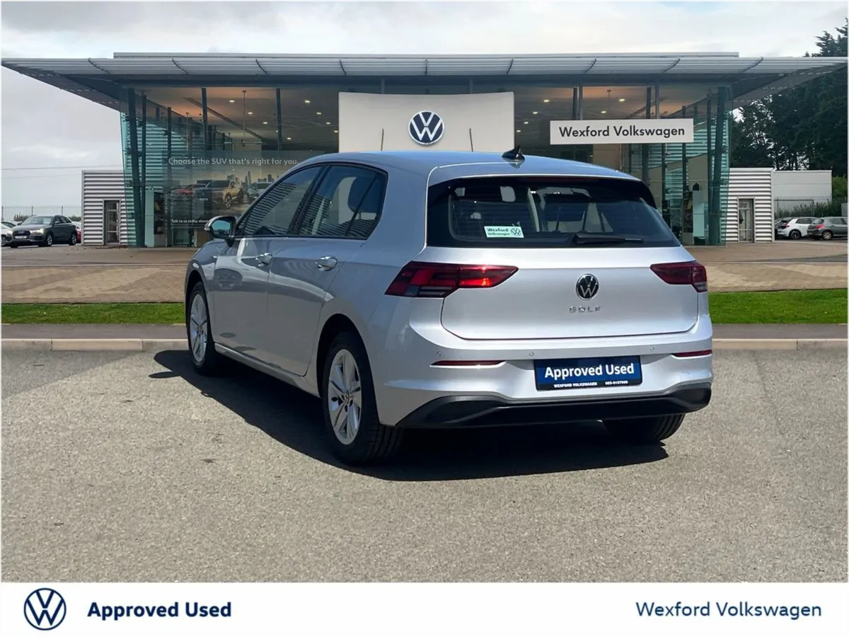 Volkswagen Golf 2.0 TDI 115HP Comfort - Image 4