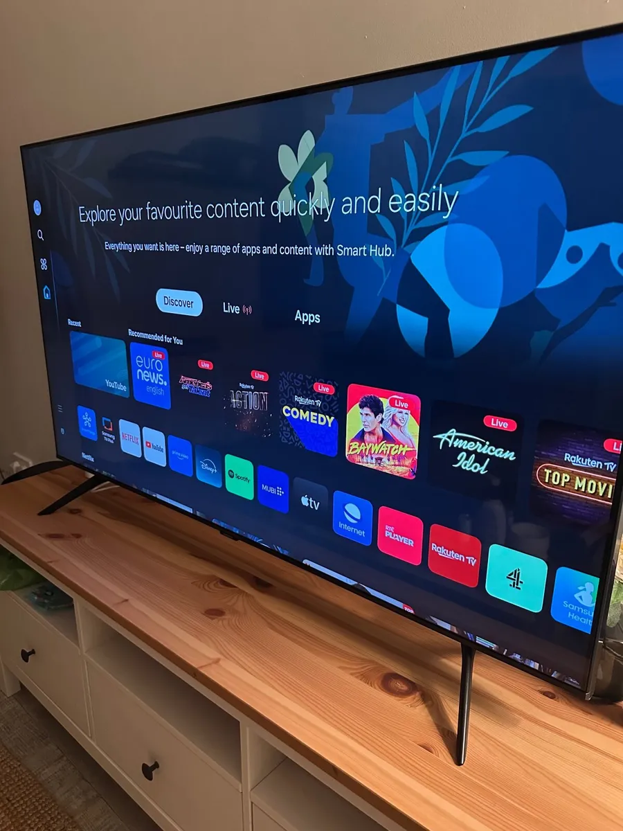 Samsung 55’’ CU7100 4K UHD Smart TV - Image 2