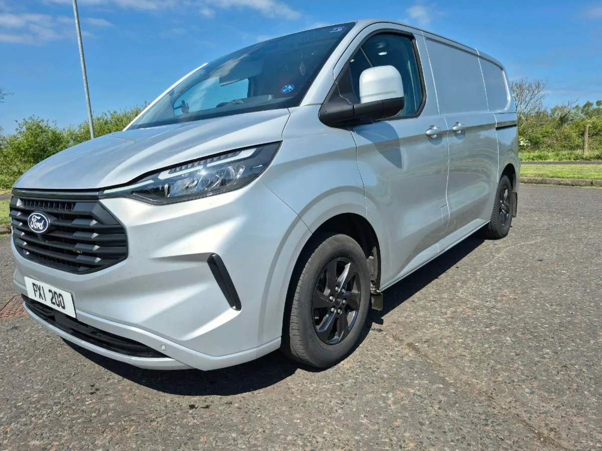 Ford transit custom Limited 2024 - Image 1