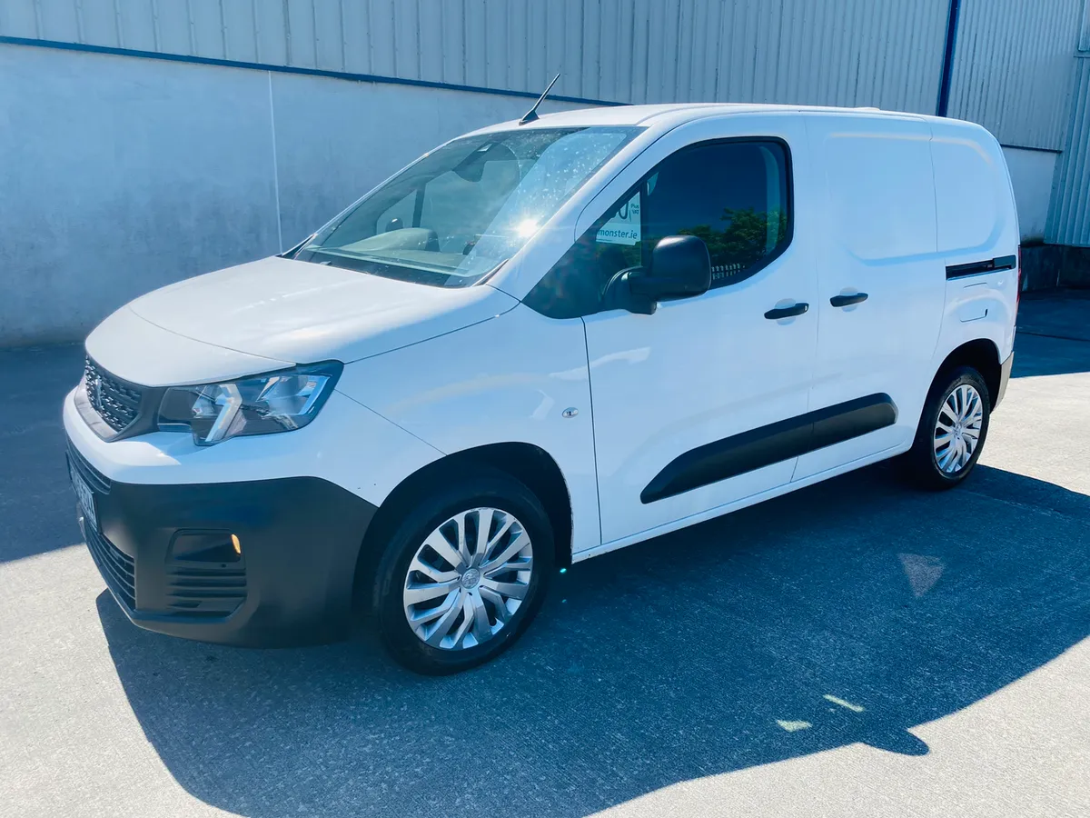 202 Peugeot Partner 1.5 100bhp PRO €11,450 + VAT - Image 1