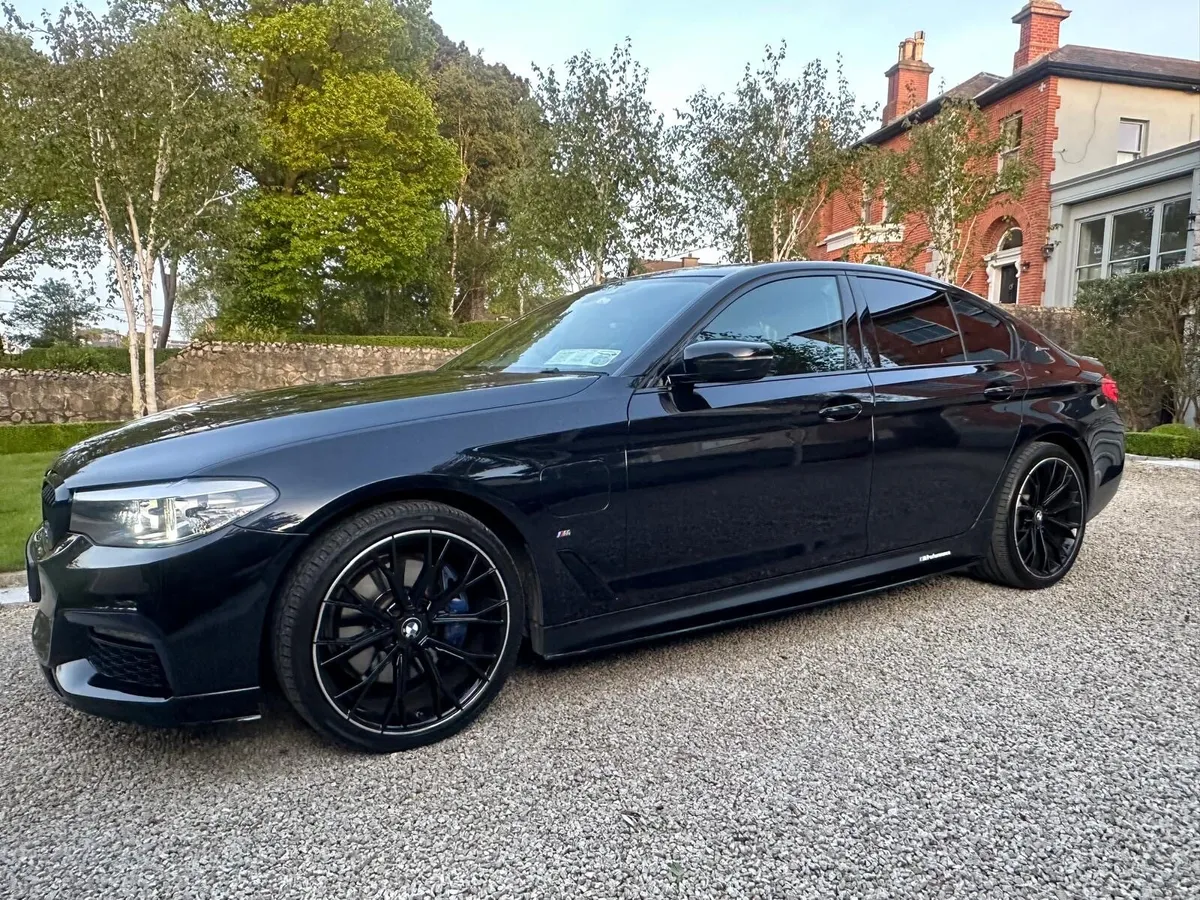 BMW 5 Series G30 - Image 2
