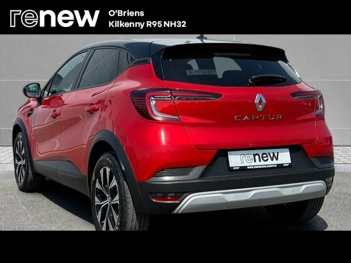 Renault Captur Evolution 1.0 TCE 90 BHP 5DR  1 Ow - Image 4