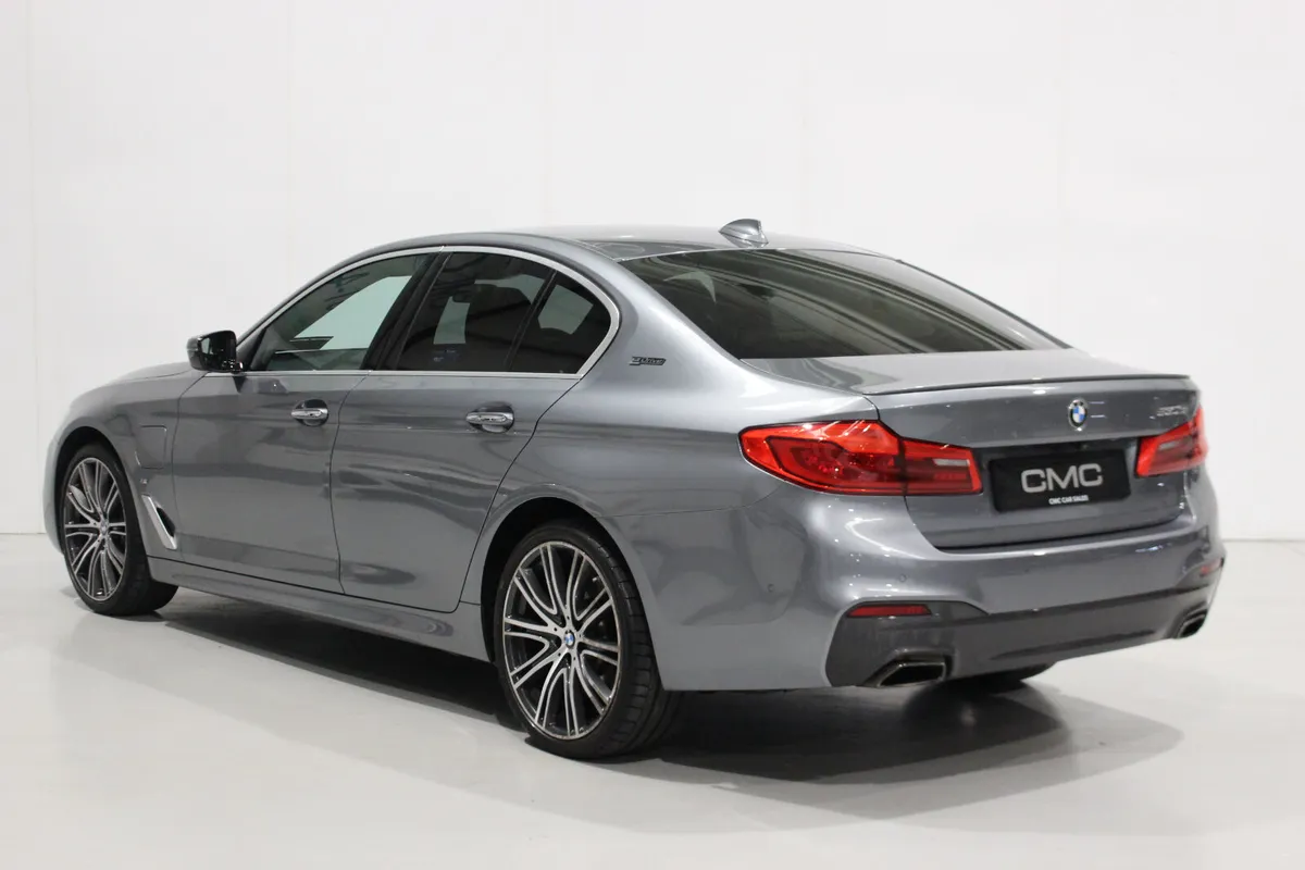 2018 BMW 5-Series 530E M SPORT - Great Spec - Image 4
