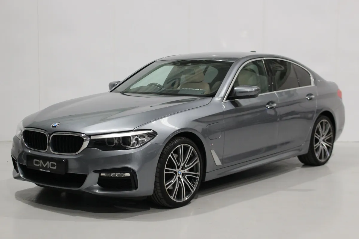 2018 BMW 5-Series 530E M SPORT - Great Spec - Image 3