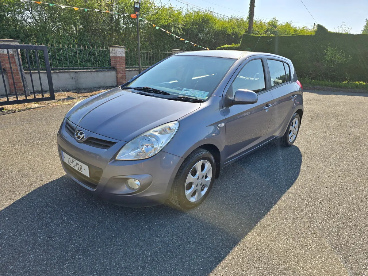 Hyundai i20 DELUXE 1.2 - Image 2