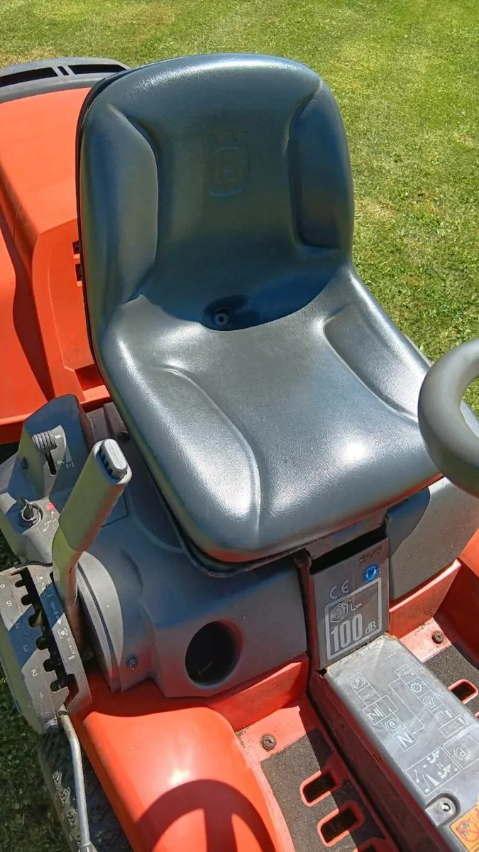 Husqvarna Rider hydrostatic 13hp deck out front - Image 2