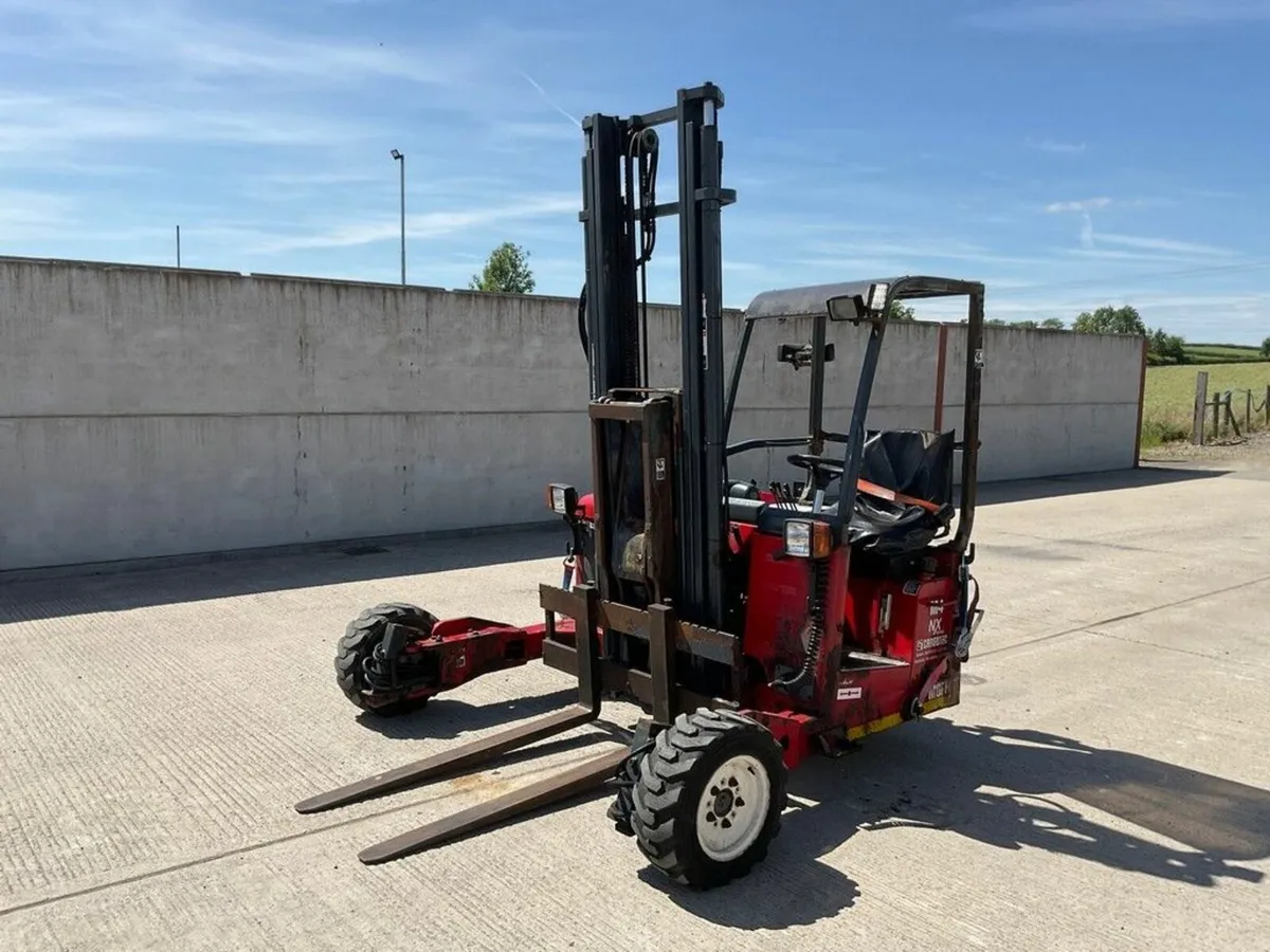 MOFFETT MOUNTY M4 3 WHEEL DIESEL FORKLIFT - Image 1