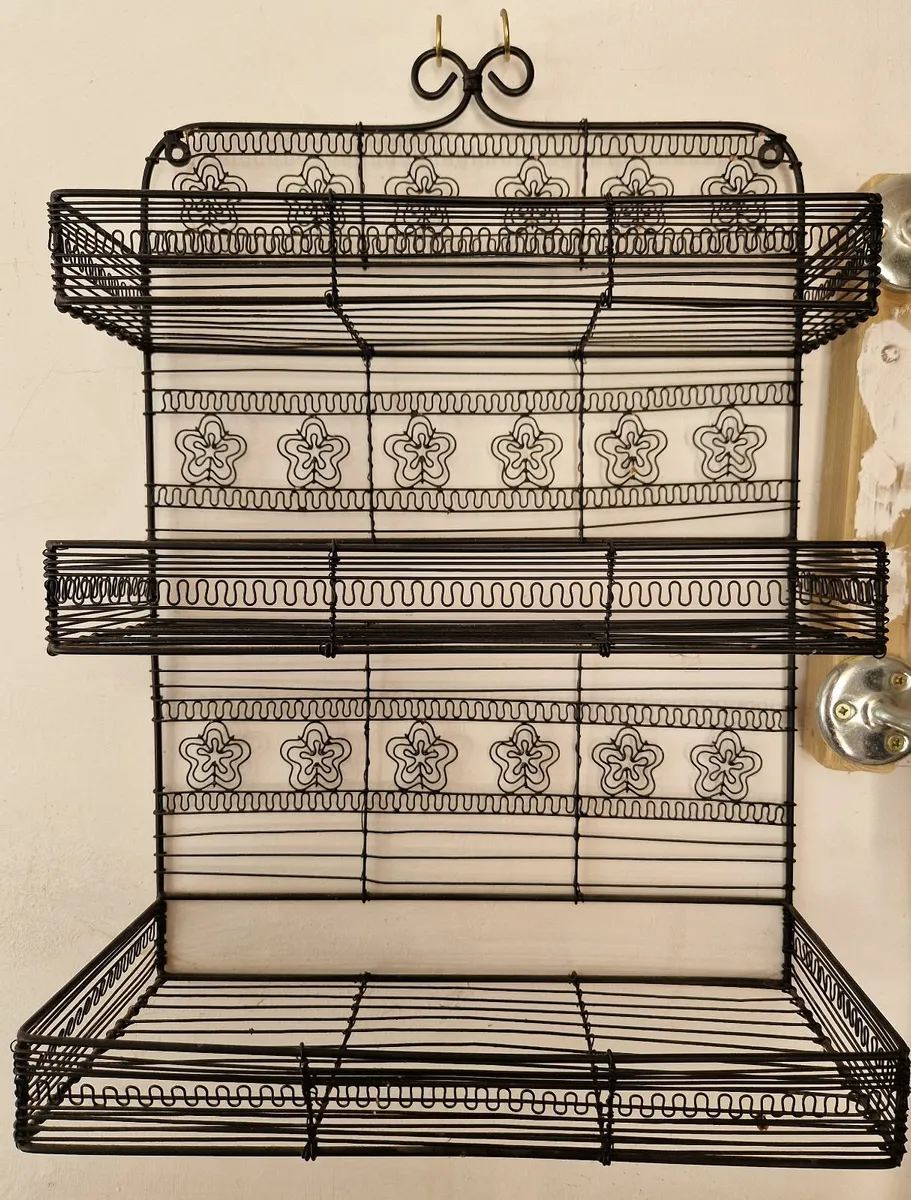 Decorative Metal Spice Rack - Image 1