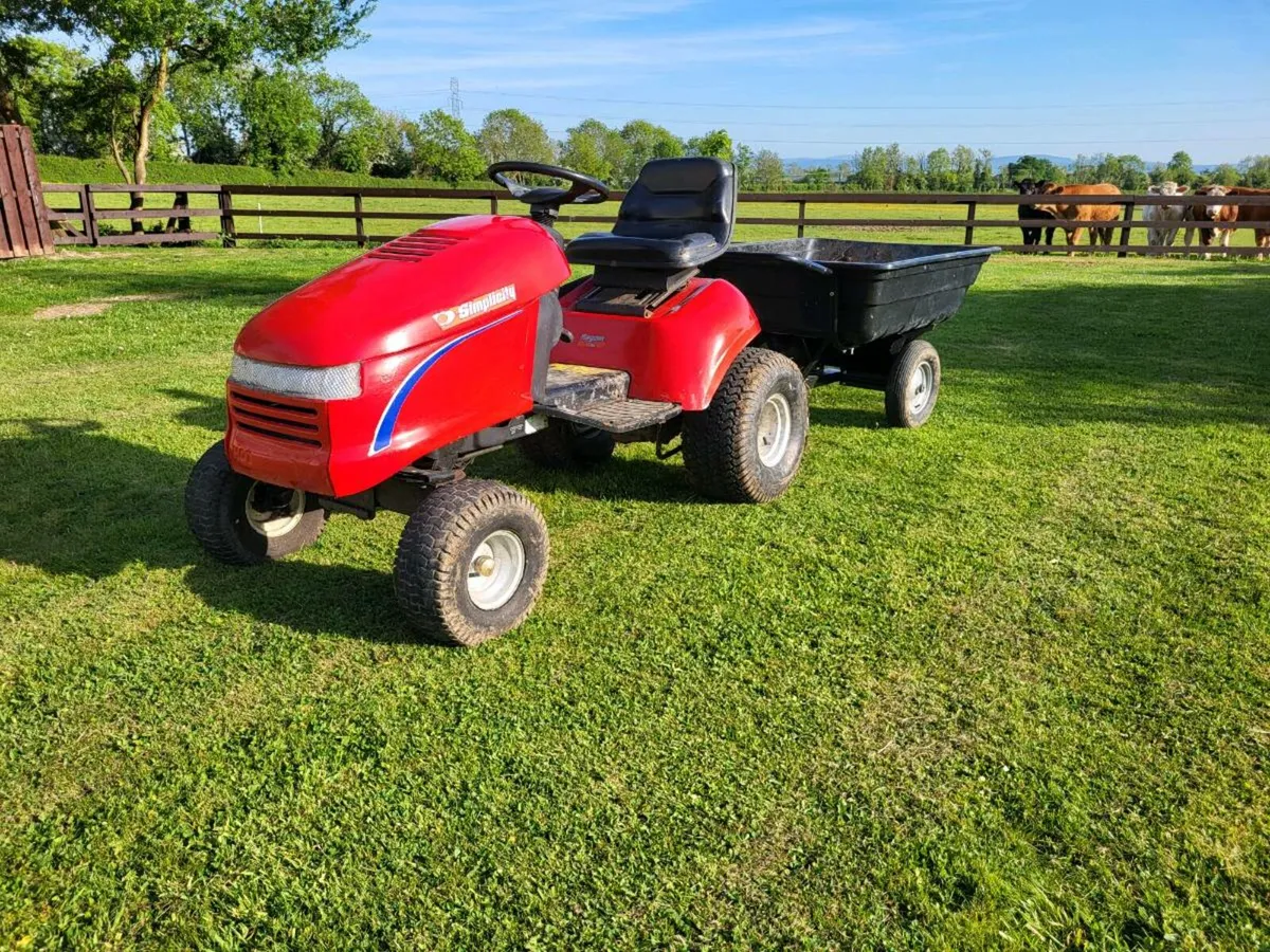 Simplicity garden tractor and trailer - Image 1