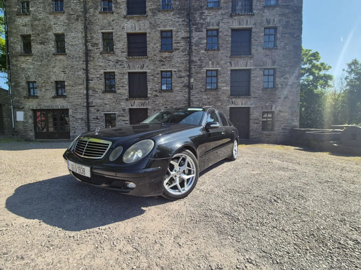 Mercedes-Benz E200 1.8 Petrol Kompressor - Image 1