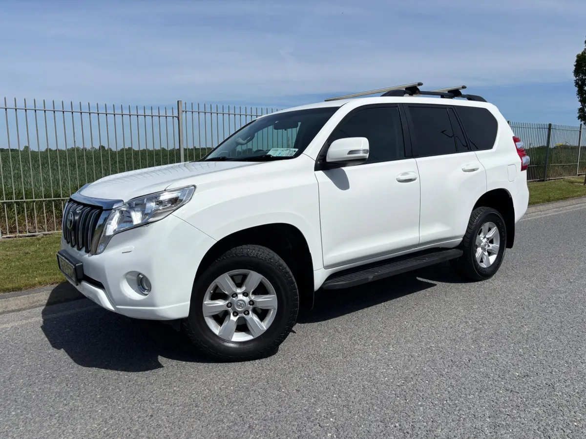 2015 TOYOTA LANDCRUISER LWB GX - Image 1