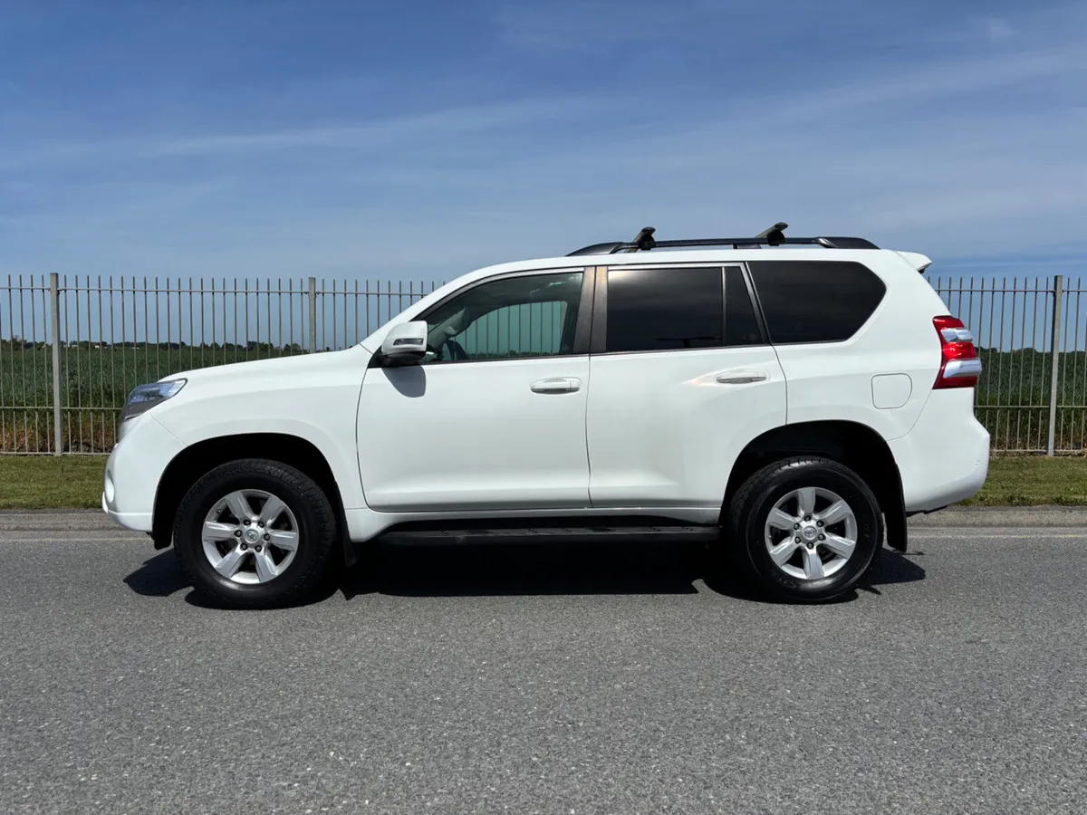 2015 TOYOTA LANDCRUISER LWB GX - Image 2
