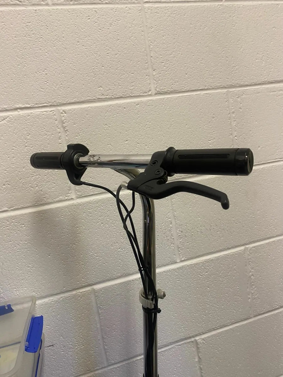 Electric Scooter - Image 2