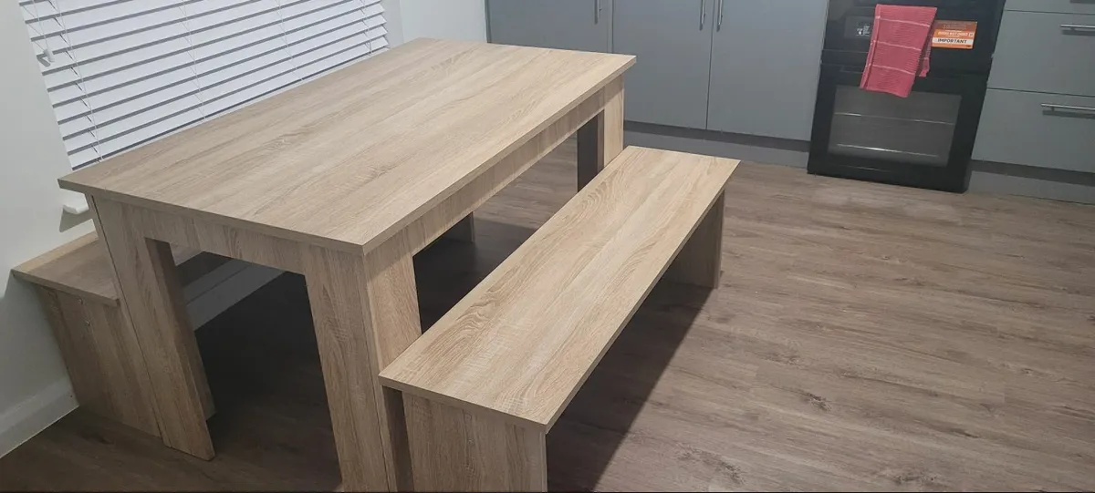 Kitchen table - Image 3