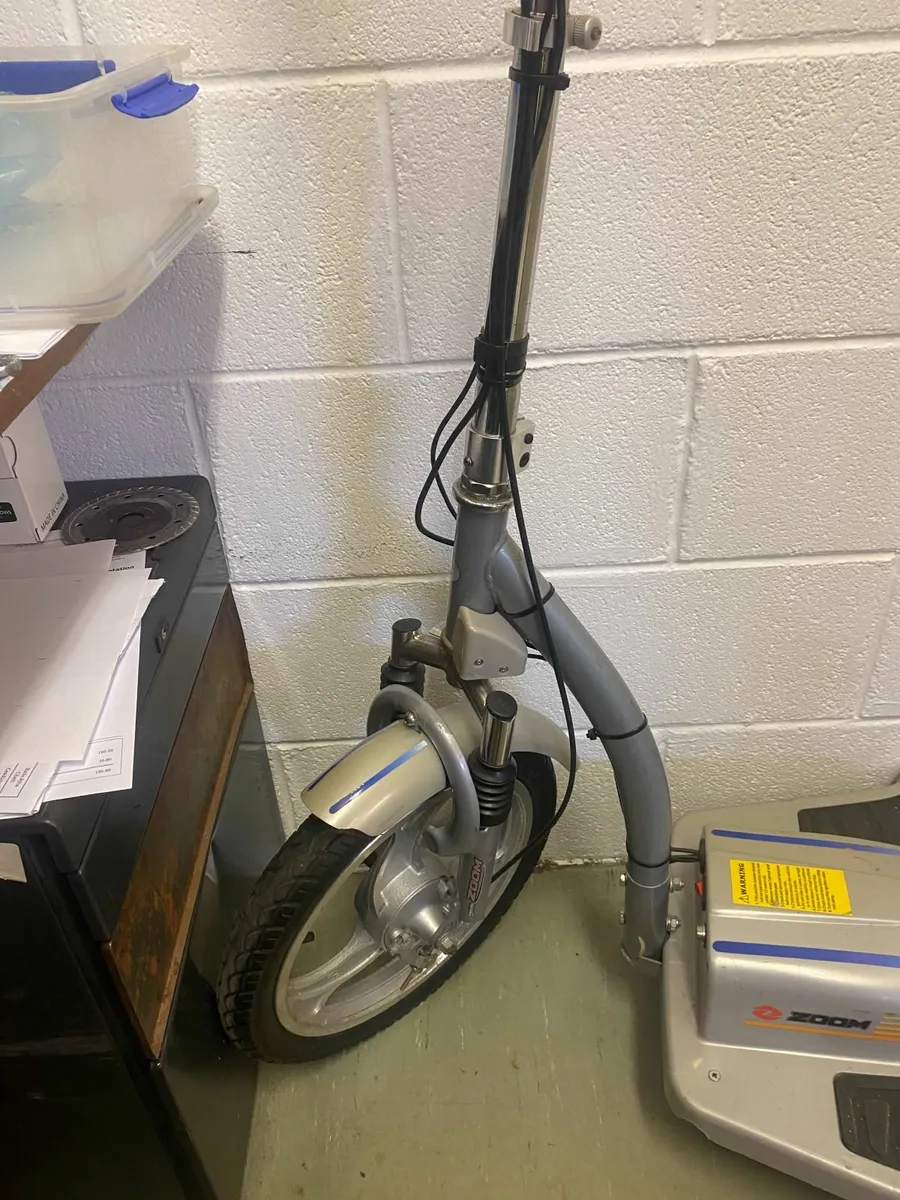 Electric Scooter - Image 3