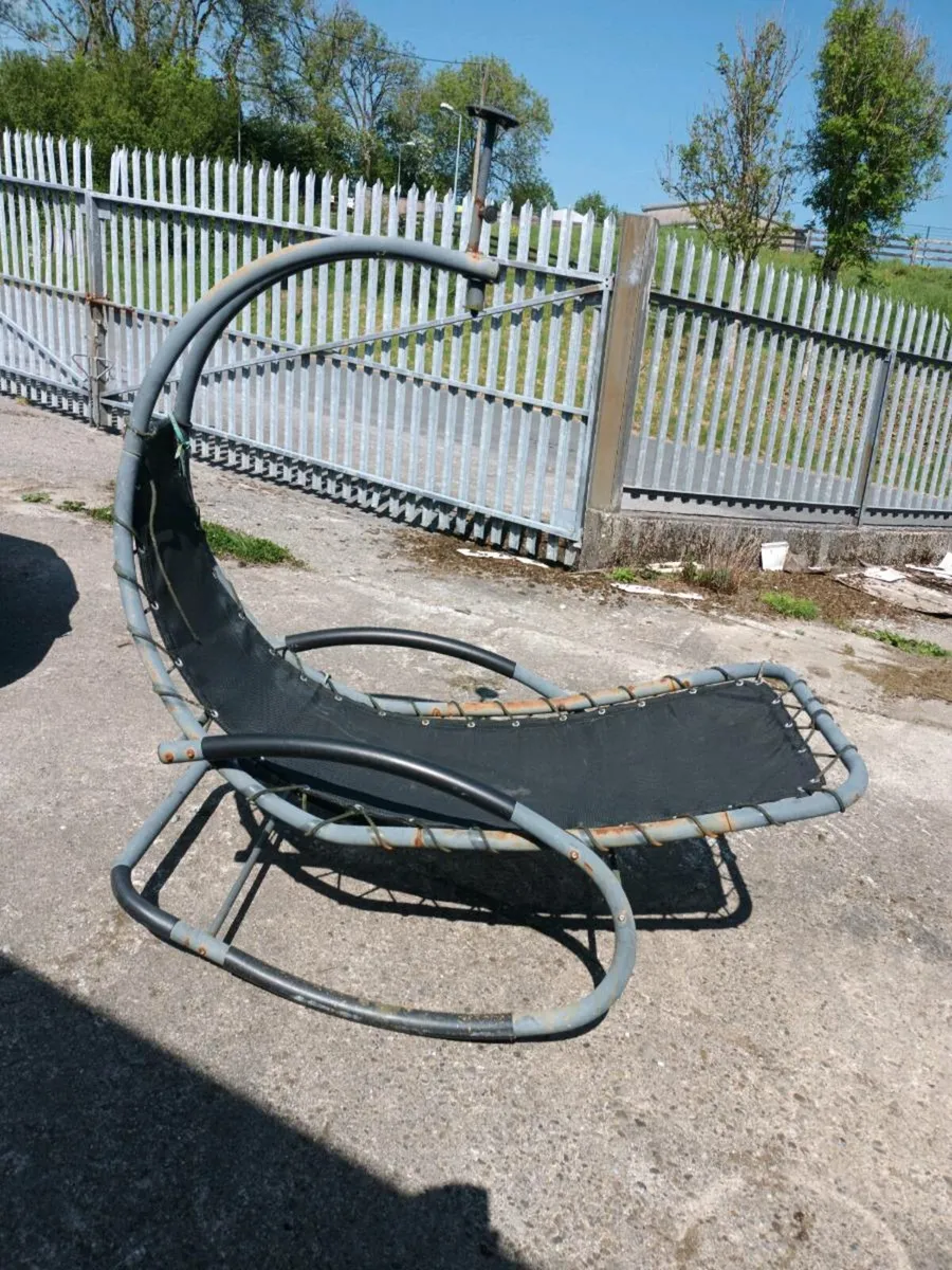 Garden Rocker - Image 1