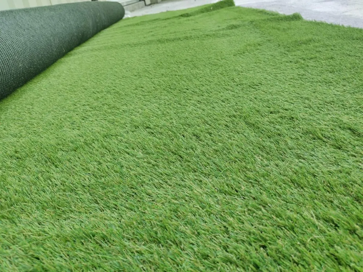 8m x 4m grass available - Image 4
