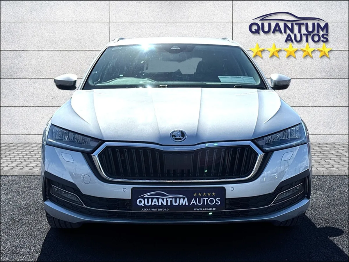 Skoda Octavia 2022 STYLE 1.4 TSI 200BHP PHEV ESTAT - Image 2