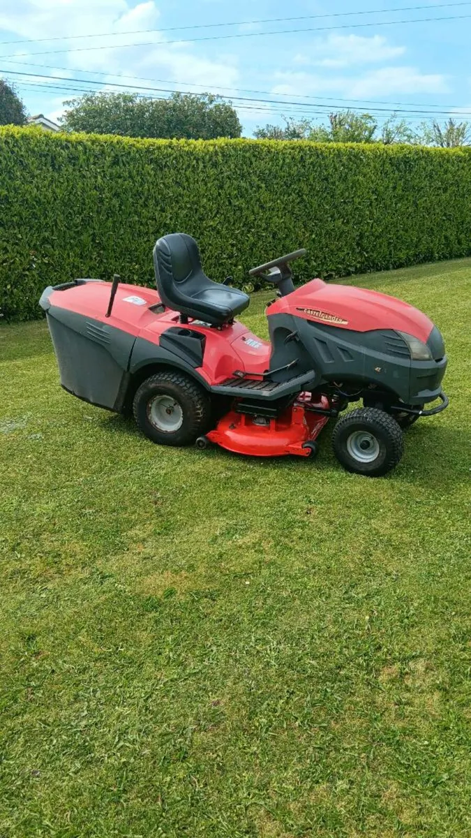 Castlegarden 18.5hp hydrostatic in great condition - Image 1