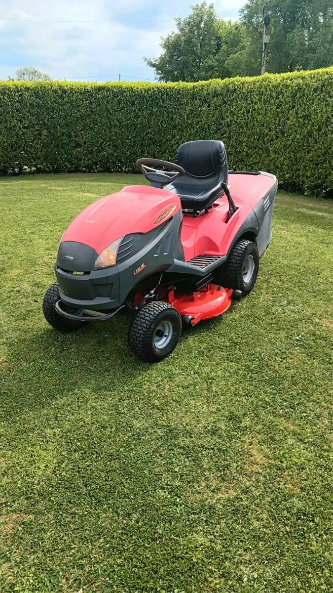 Castlegarden 18.5hp hydrostatic in great condition - Image 2
