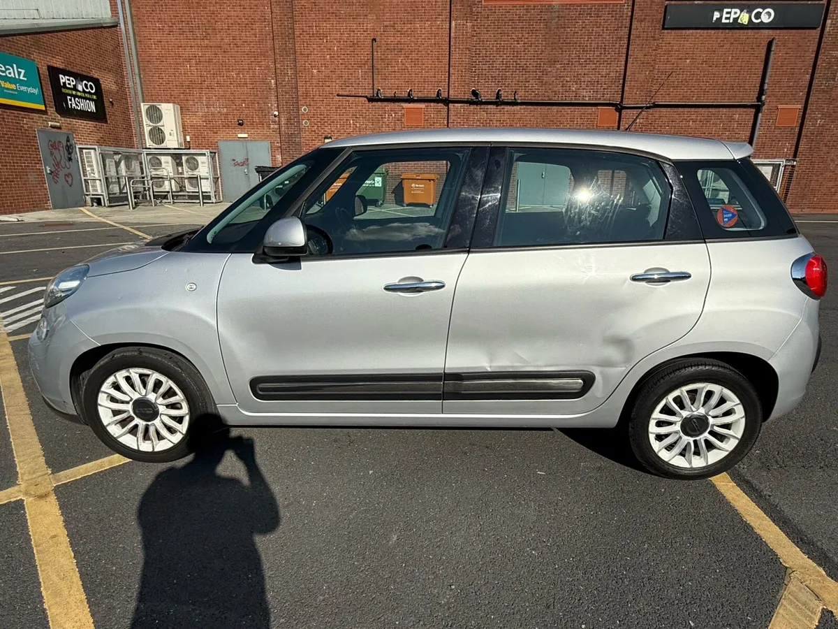 FIAT 500 L 2014 - Image 2