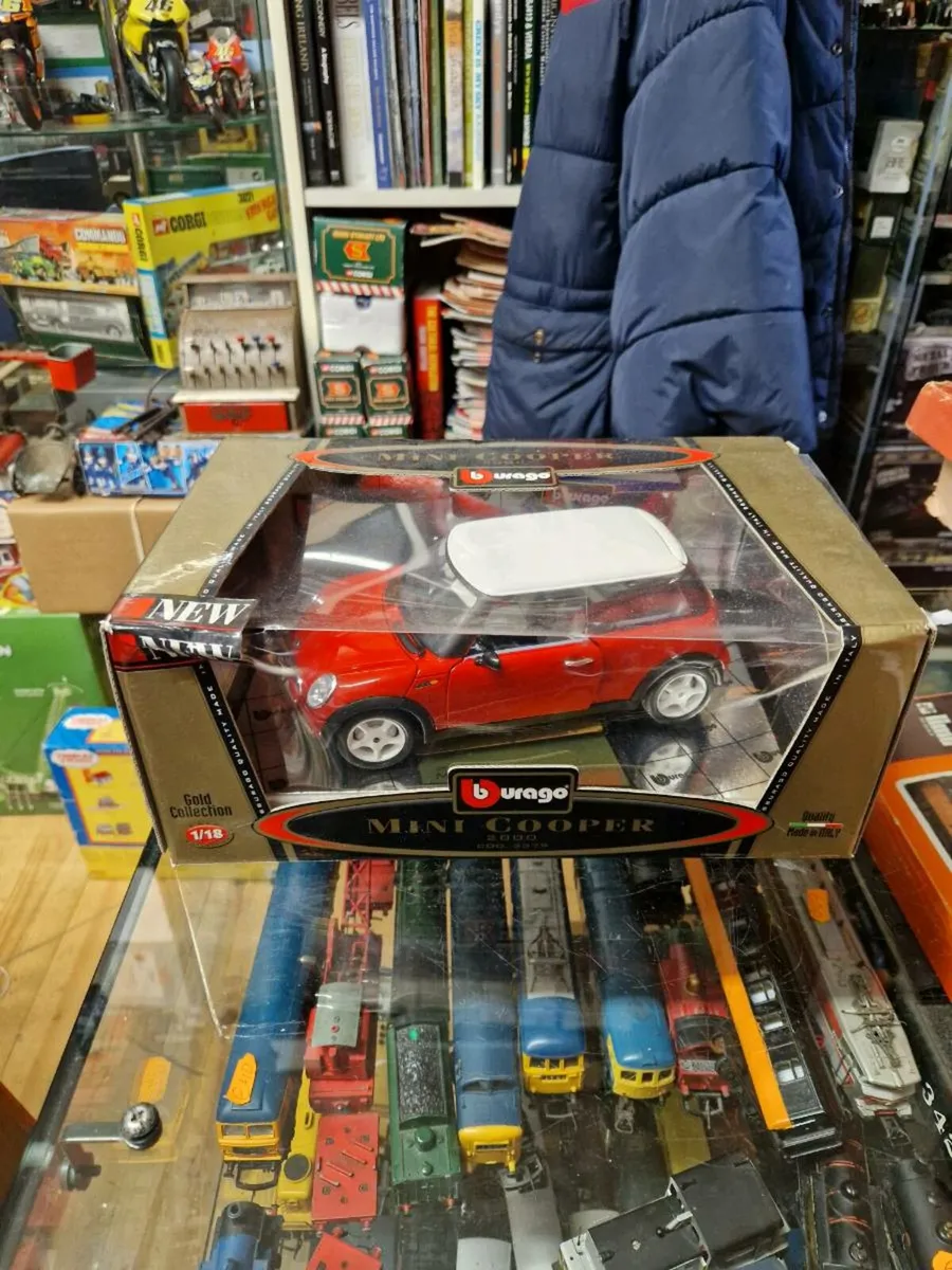 Corgi Burago Mini Cooper 1.18 - Image 1