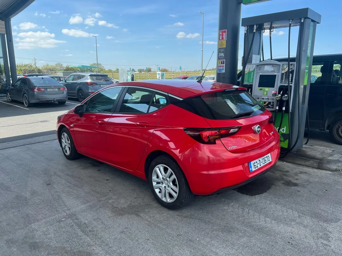 2016 Opel Astra - Image 4