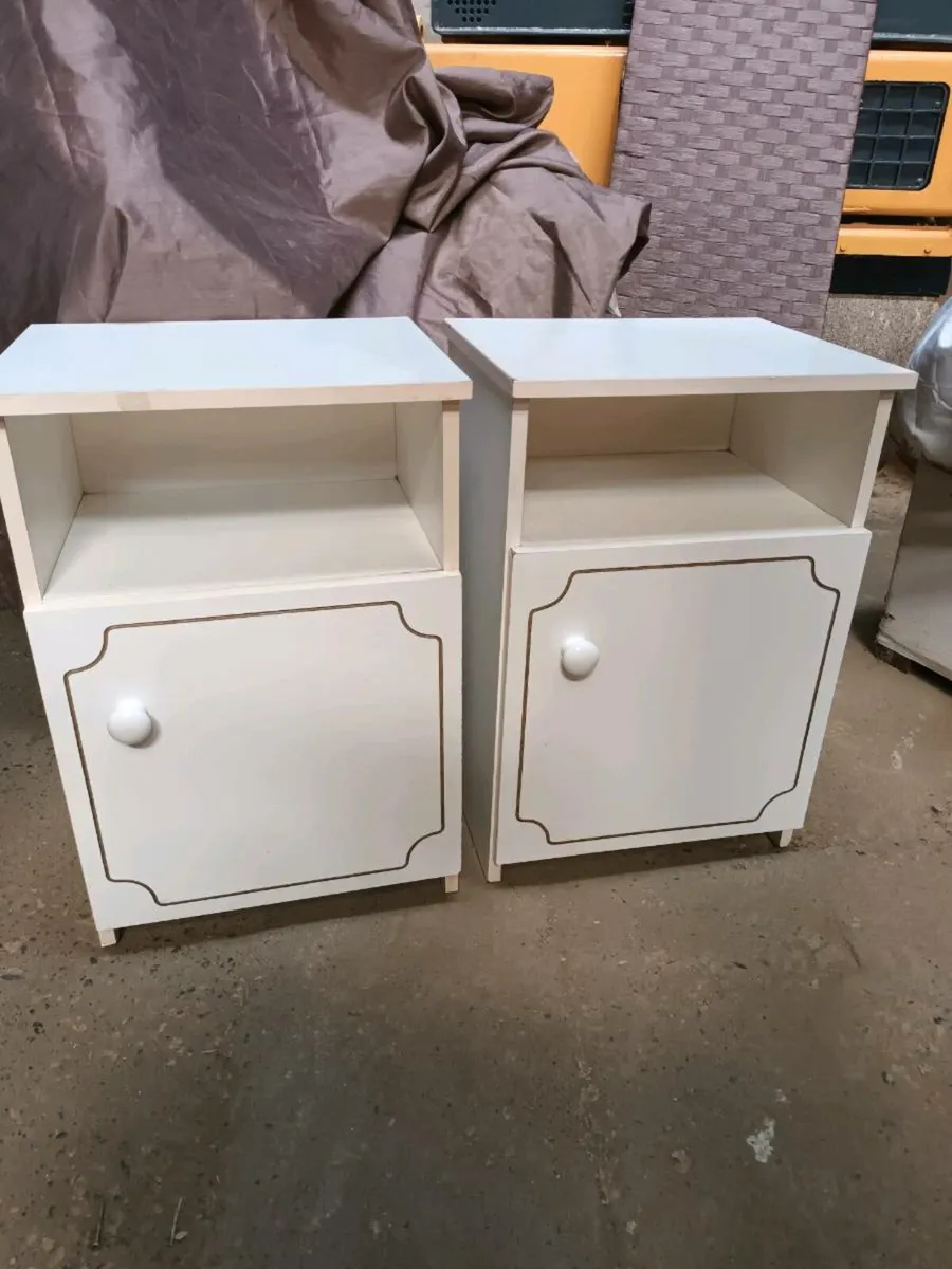 Pair of Lockers