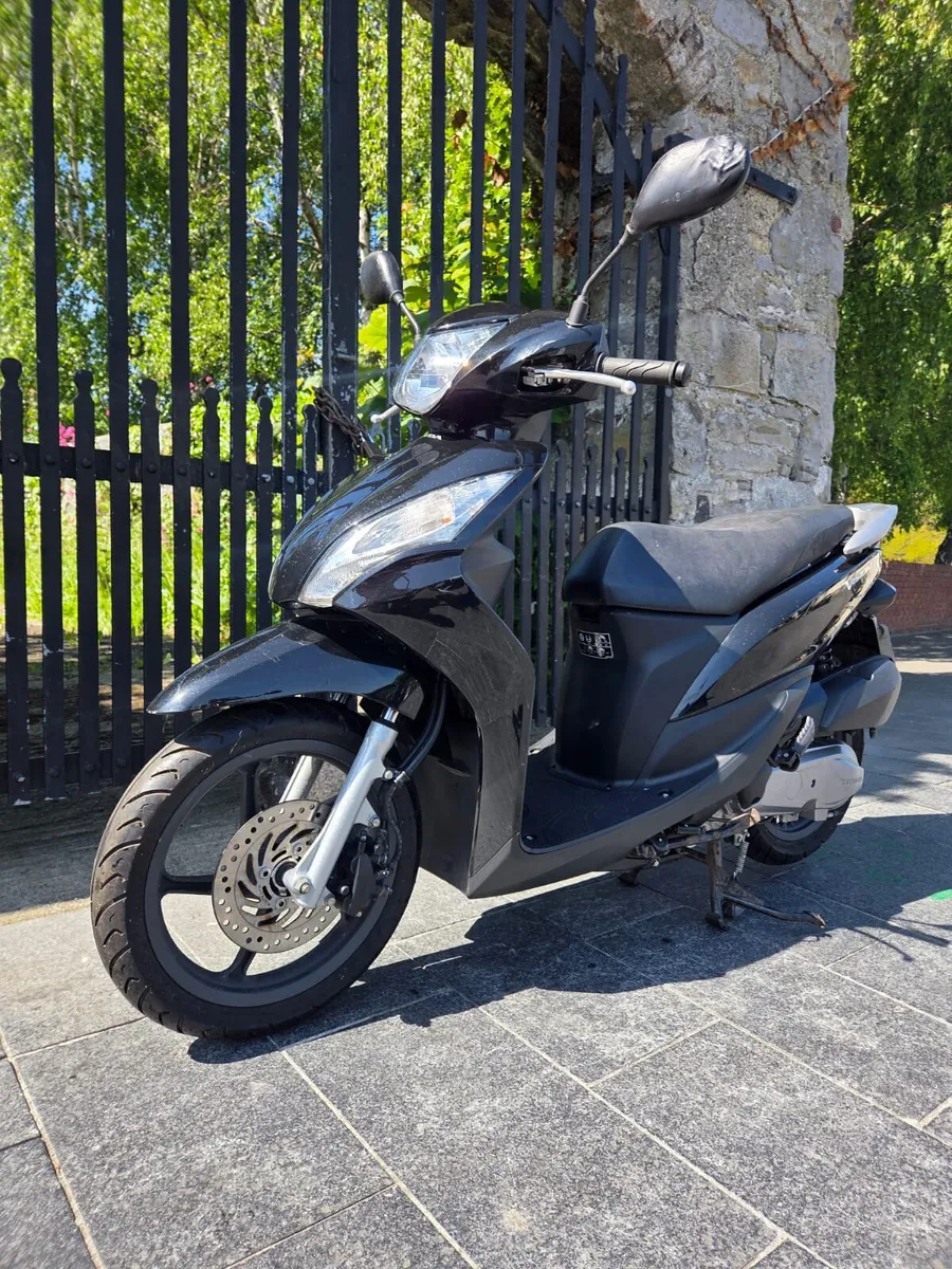 2014 HONDA VISION 50 MOTO4U - Image 1