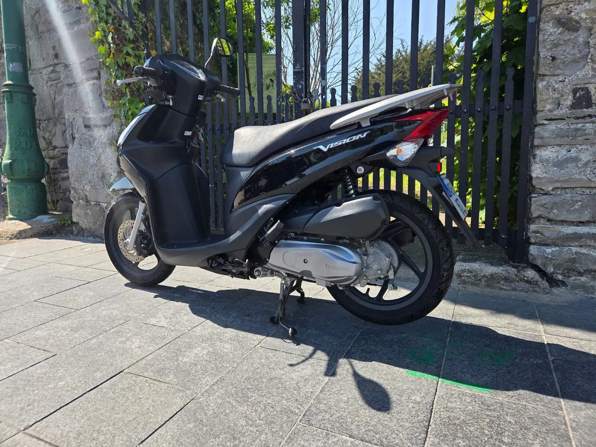 2014 HONDA VISION 50 MOTO4U - Image 2