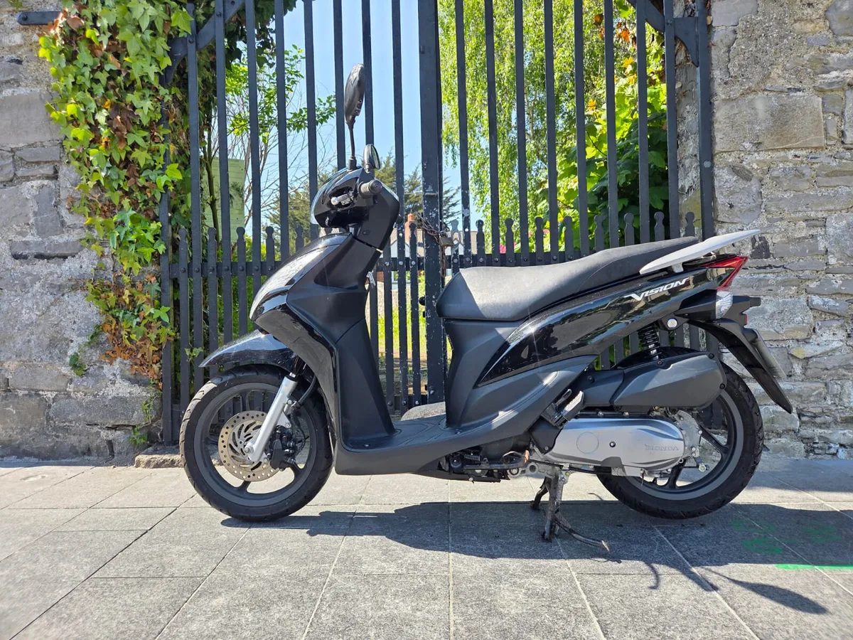 2014 HONDA VISION 50 MOTO4U - Image 3
