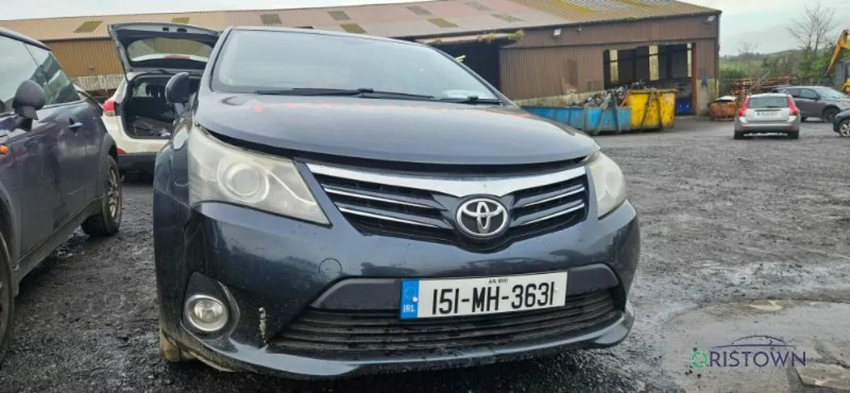 2015 TOYOTA AVENSIS 2.0L Diesel Full front