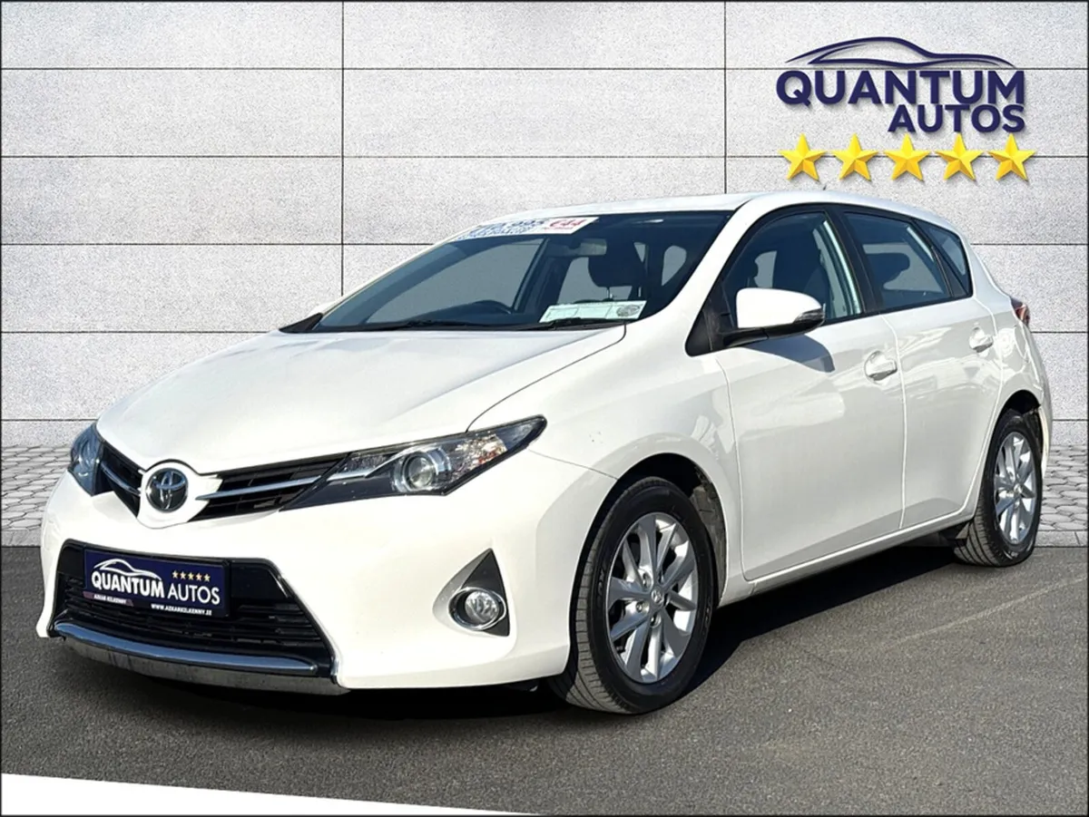 Toyota Auris 2015 D-4D AURA 1.4D €64 P/W WITH NO C - Image 3