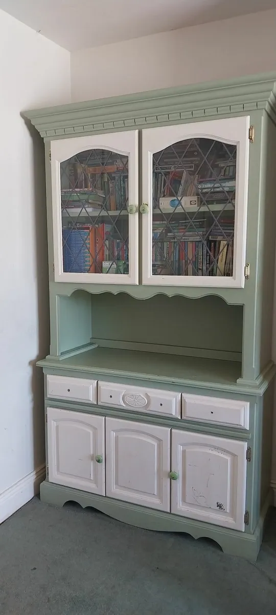 Kitchen dresser - Image 1