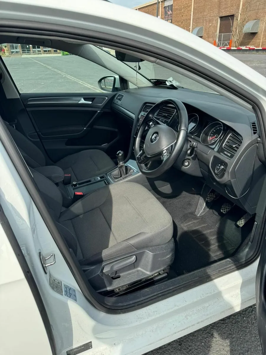 Volkswagen Golf 2018 - Image 4