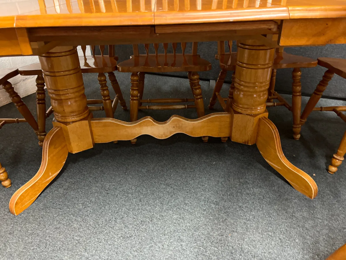 HOUSE FURNITURE: 8 PERSON DINING TABLE - Image 4