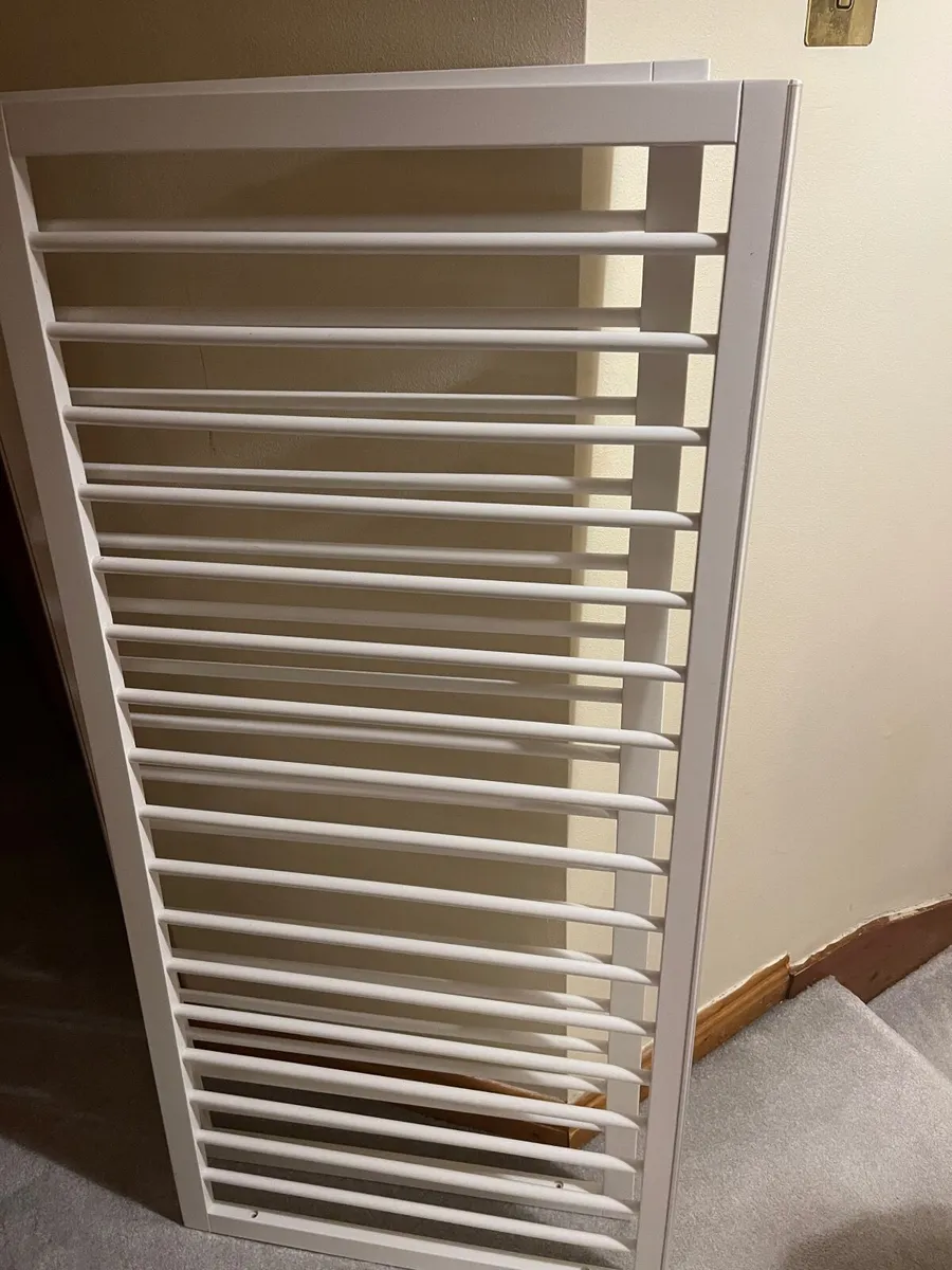 Baby cot - Image 4