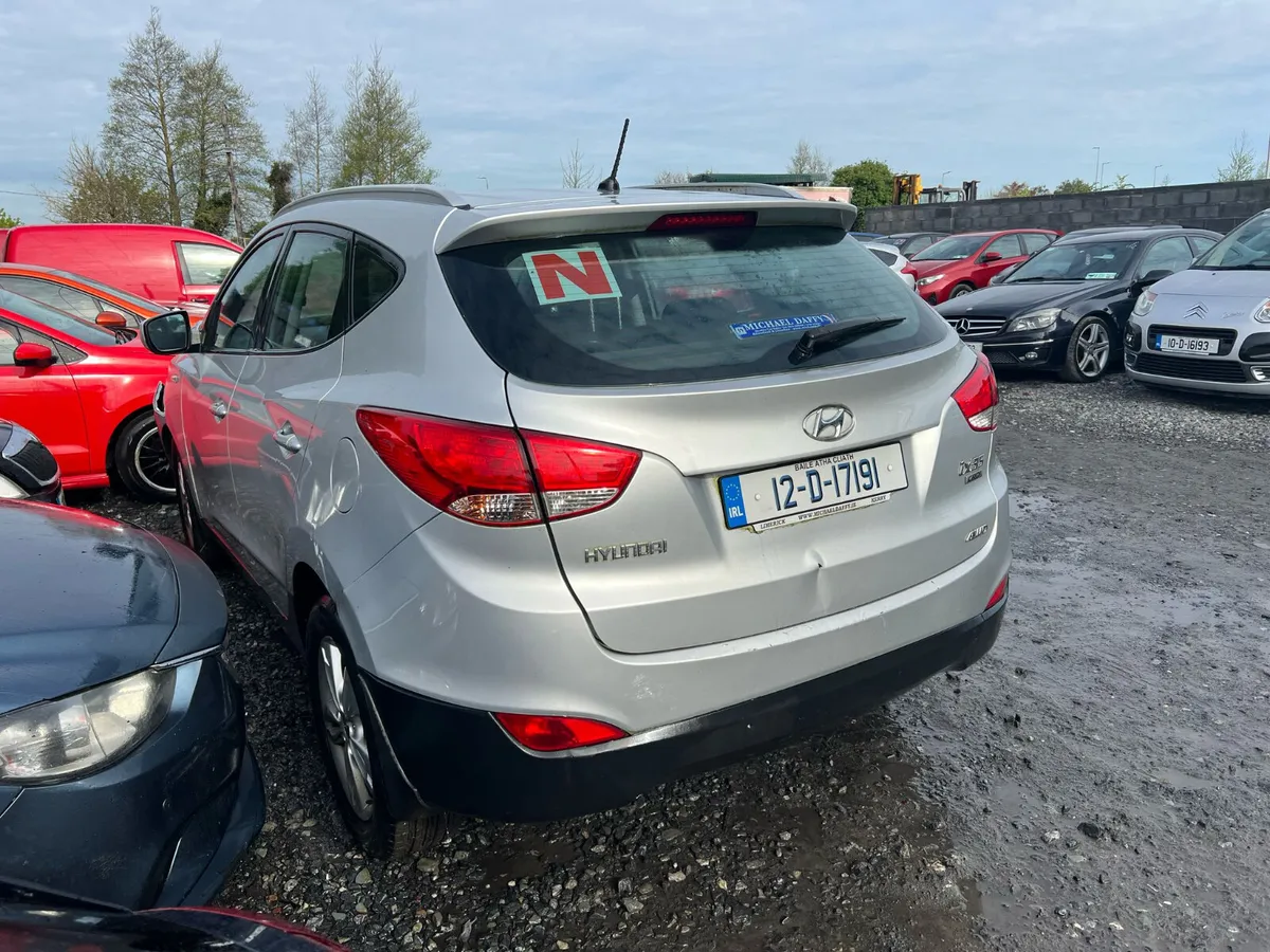 2012 Hyundai ix35 Automatic 2.0 Diesel - Image 3