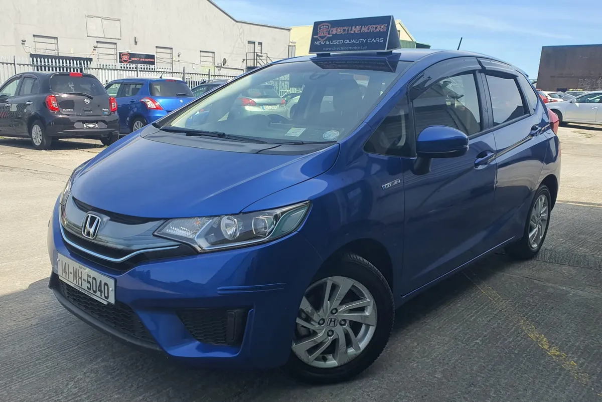 2014 Honda Fit Hybrid | Half Leather - Image 2