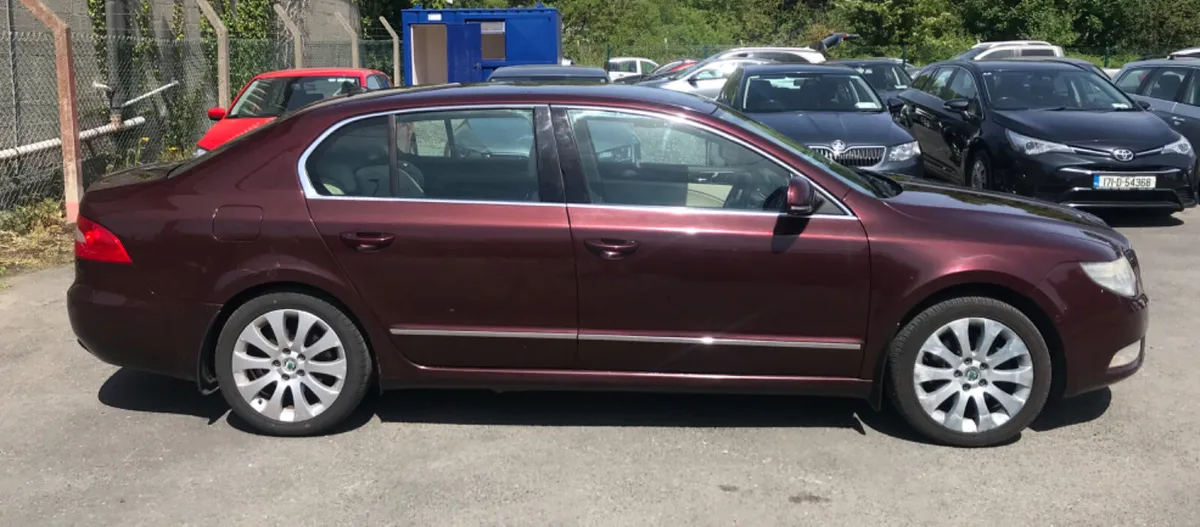 Skoda Superb 2.0 TDI 170hp ELEGANCE - Image 4