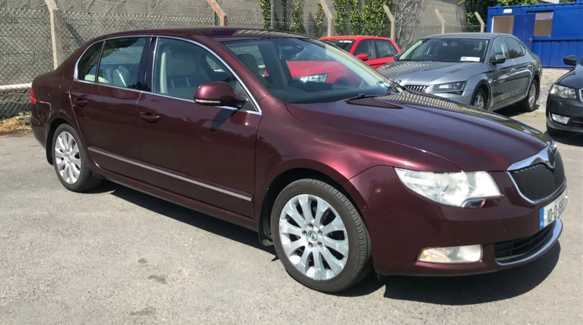 Skoda Superb 2.0 TDI 170hp ELEGANCE - Image 3