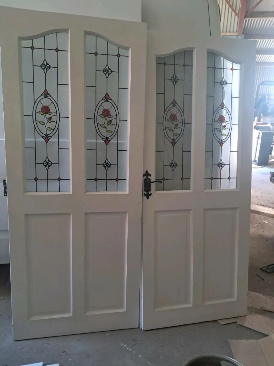 Internal doors - Image 1