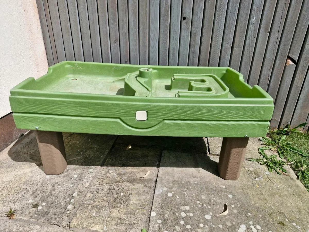 Sand and water table with cover Dublin 14 - Image 1